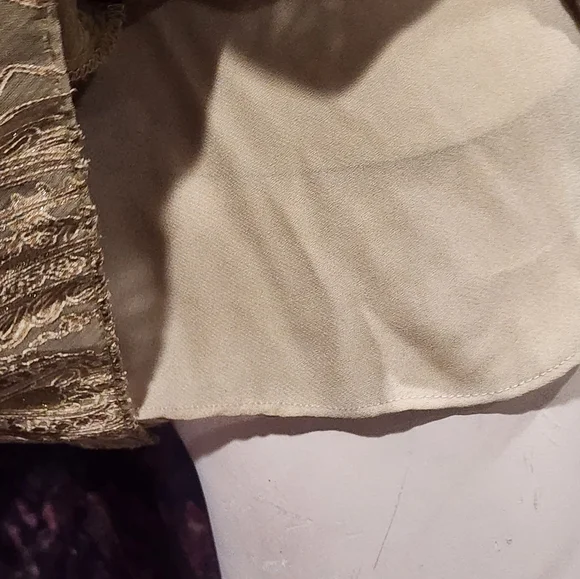 NWT Gorgeous blouse, velvet, with cami and adjustable sleeves - Picture 7 of 8